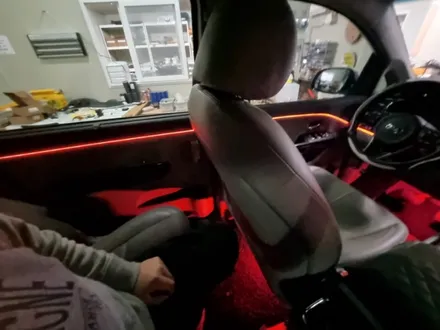 올뉴카니발 국산 아크릴 엠비언트로 실내 분위기를 바꿔보자 / 남양주, 노원, 하남, 송파