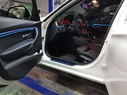 bmw 320D 3세대 면발광 엠비언트 (남양주/포천/대구/용인/안산/전라도광주/거제도 시공 / 남양주, 노원, 하남, 송파