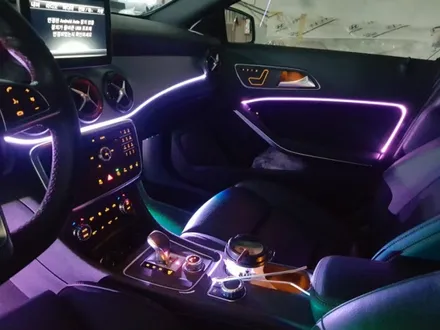 벤츠 GLA45 AMG 3세대 면발광 엠비언트 풋등 시공   남양주 포천 용인 대구 전라도광주 거제도 3세대 면발광 엠비언트 시공 / 남양주, 노원, 하남, 송파