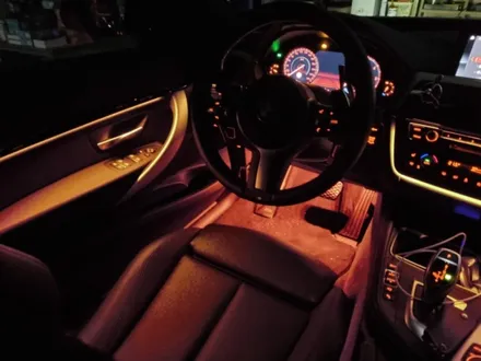BMW 3GT 허전한 실내를 간접조명방식 비노출 엠비언트로 튜닝 해보자  풀컬러 엠비언트 GO~ / 남양주, 노원, 하남, 송파