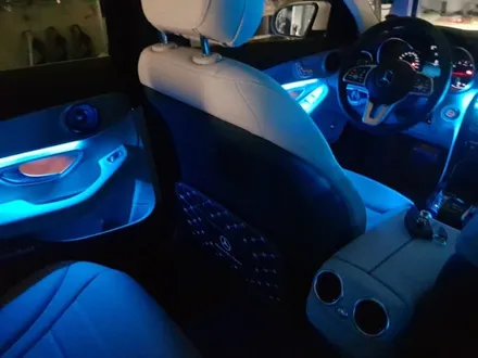 벤츠 w205 C클레스 엠비언트  순정엠비언트가 없다고?비노출 히든엠비언트로 순정처럼 ~ 해봐요~~ / 남양주, 노원, 하남, 송파