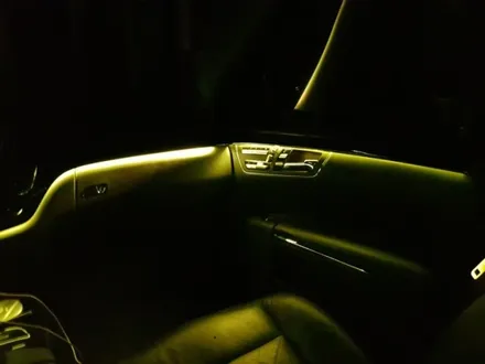 벤츠 S클레스 (W221) 순정엠비언트가 없어도 괸찮아 비노출 엠비언트로 순정처럼 튜닝해바요~~ / 남양주, 노원, 하남, 송파