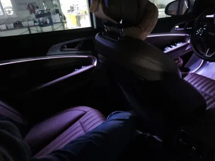 제네시스 G70 엠비언트 순정 엠비언트가 없다? 그럼 순정 엠비언트처럼 완벽하게 매립되는 간접조명방식 비노출 엠비언트로 튜닝 해야지 / 남양주, 노원, 하남, 송파