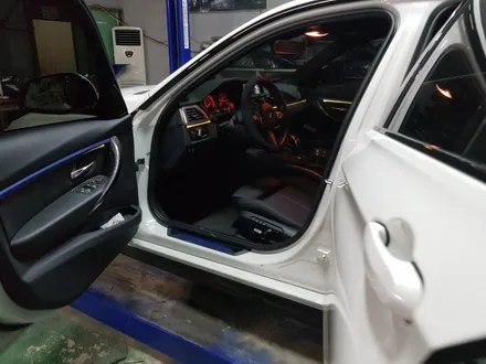 bmw 320D 3세대 면발광 엠비언트 (남양주/포천/대구/용인/안산/전라도광주/거제도 시공 / 남양주, 노원, 하남, 송파