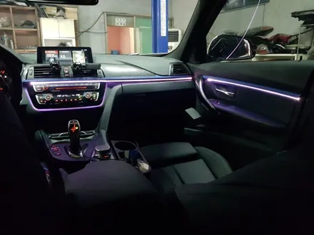 bmw 320D 3세대 면발광 엠비언트 (남양주/포천/대구/용인/안산/전라도광주/거제도 시공 / 남양주, 노원, 하남, 송파