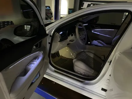 제네시스 막내 g70 순정 엠비언트가 없어 ㆍㆍㆍ 왜 g70만 순정 엠비언트가 없냐? 그럼머 튜닝해야지 / 남양주, 노원, 하남, 송파