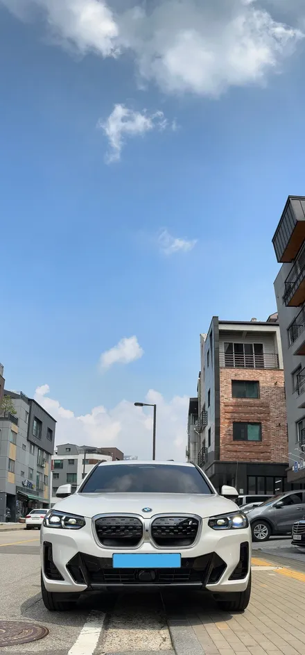 강서구 bmw ix3 신차 썬팅 2주일도 안되서 뜯어버린 사연..... / 고양 덕양구 원흥동
