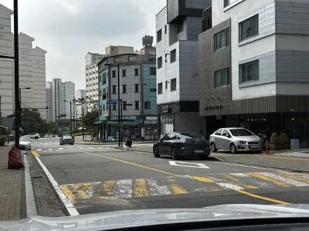 강서구 bmw ix3 신차 썬팅 2주일도 안되서 뜯어버린 사연..... / 고양 덕양구 원흥동