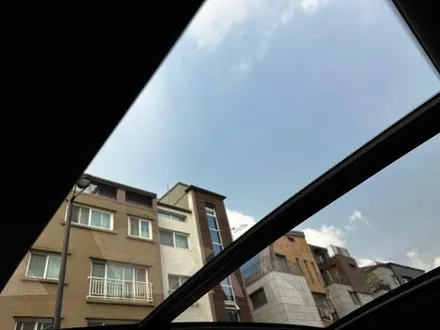 강서구 bmw ix3 신차 썬팅 2주일도 안되서 뜯어버린 사연..... / 고양 덕양구 원흥동