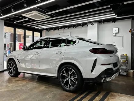 bmw x6 40d 화이트에 후퍼옵틱 프나세, 말해뭐해요 엄청 이쁜데..... / 고양 덕양구 원흥동
