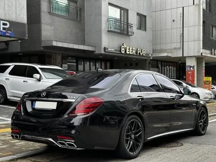 용산구 용산 썬팅 벤츠S63 AMG 프라이버시와 열차단을 모두 잡은 틴팅 조합으로 재시공. / 고양 덕양구 원흥동